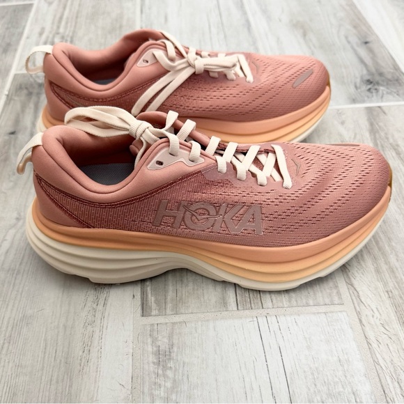 HOKA Women’s Bondi 8 Sandstone Cream Running Shoes - Picture 3 of 11